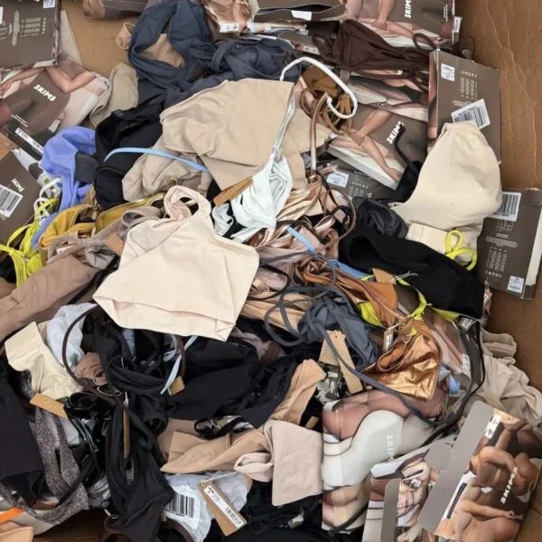 Wholesale SKIMS Clothing Pallet (300 Pieces)